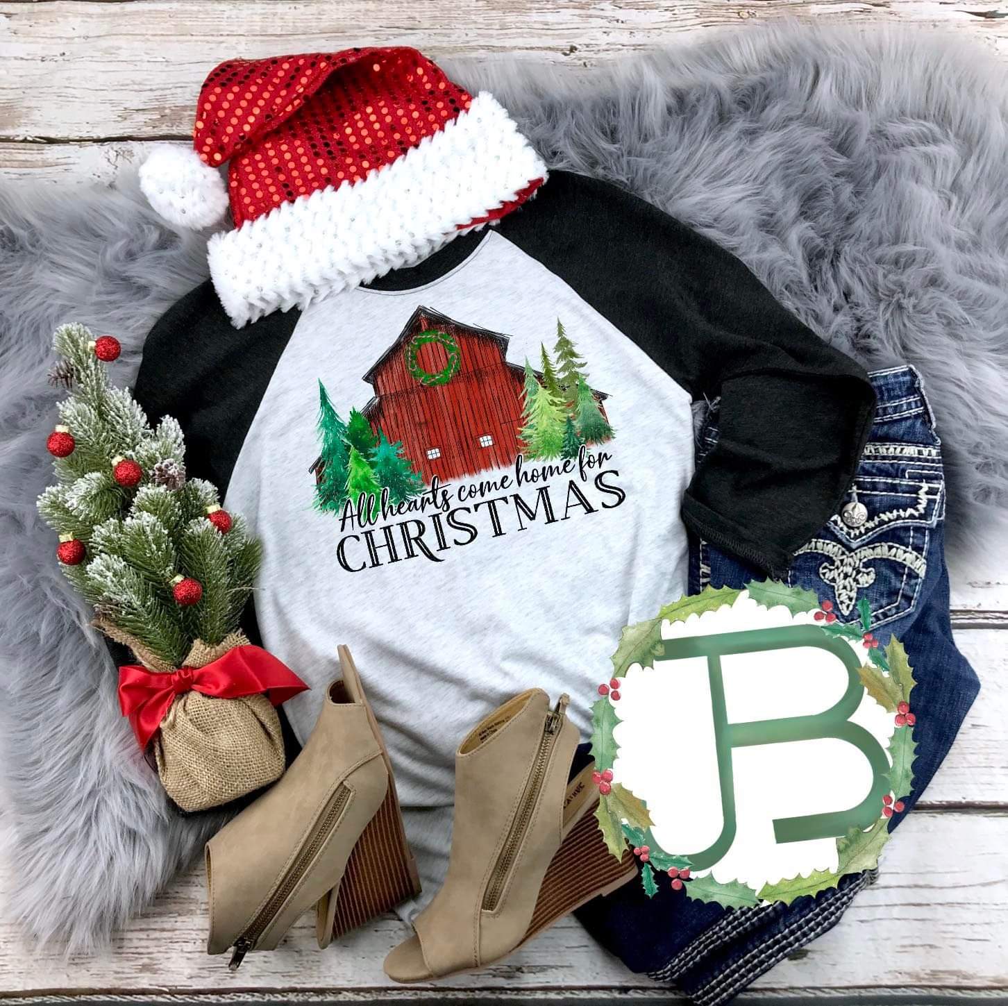 All Hearts Come Home For Christmas Raglan